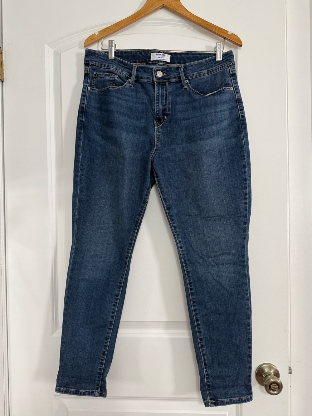 Denizen from Levi's Women's Skinny Jeans in Dark Blue